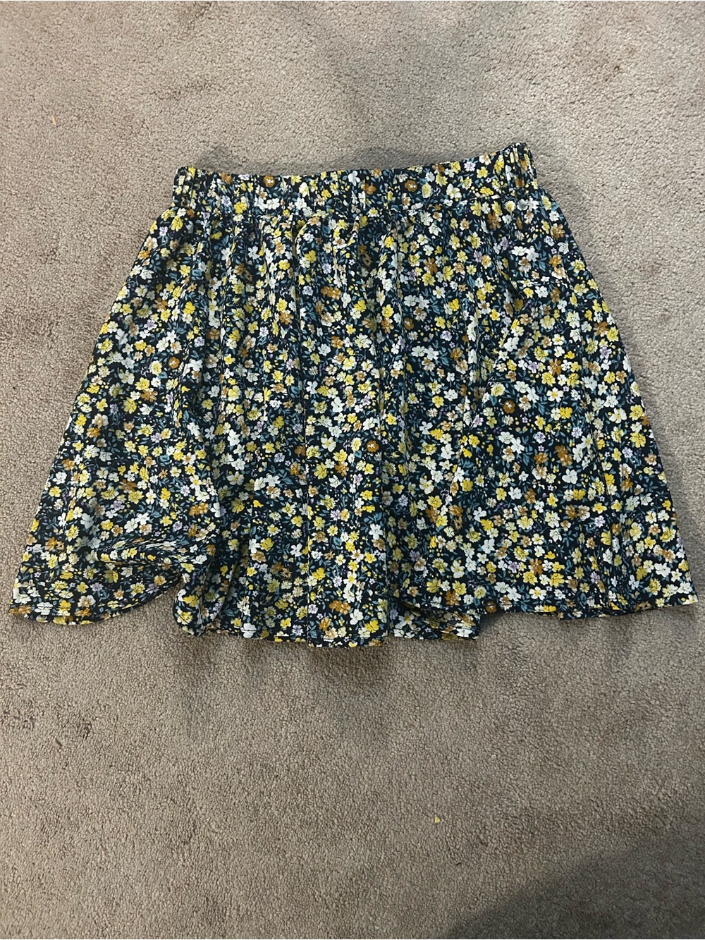 SHEIN Navy Floral Tiered Mini Skirt with Yellow & White Flowers